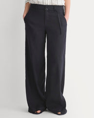 Wide-Leg Belted Pant in Stretch Linen | Black | Regular