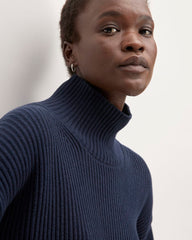 The Organic Cotton Ribbed Turtleneck | Navy