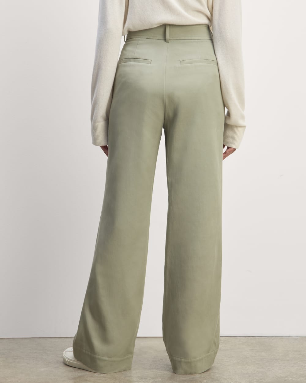 The Draper Pleated Pant in Buttersmooth | Seagrass | 30" Inseam