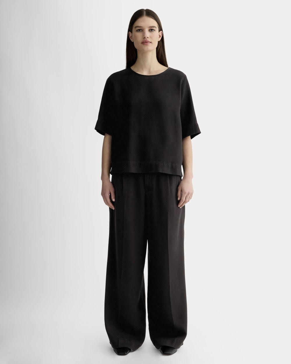 The Relaxed Tee in Buttersoft | Black