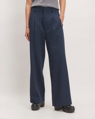 The Draper Pleated Pant in Buttersmooth | Navy / Bone | 30" Inseam