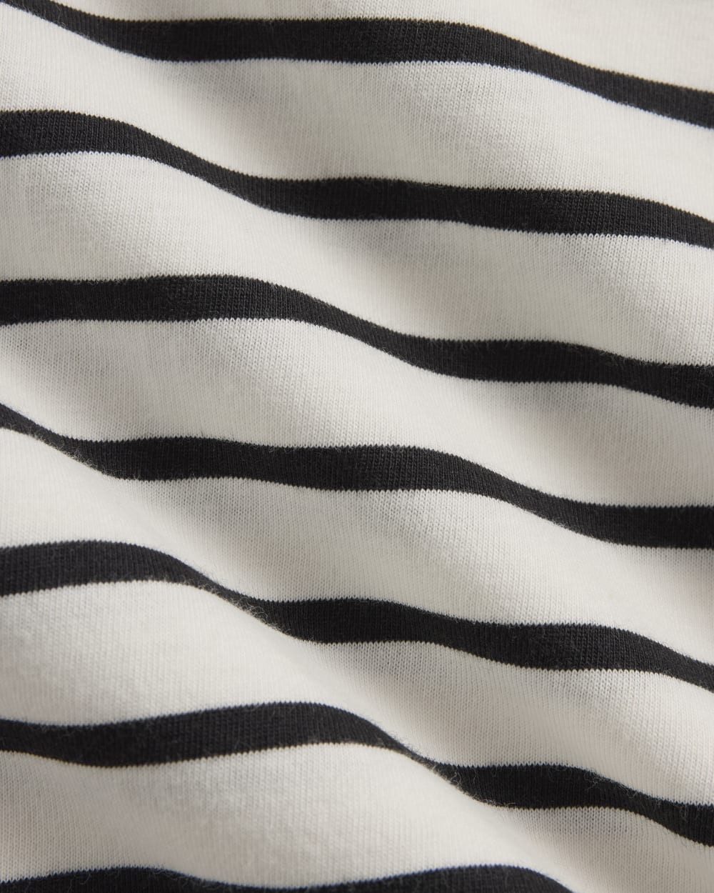 The Box-Cut Tee in Essential Cotton | Bone / Black | No Pocket