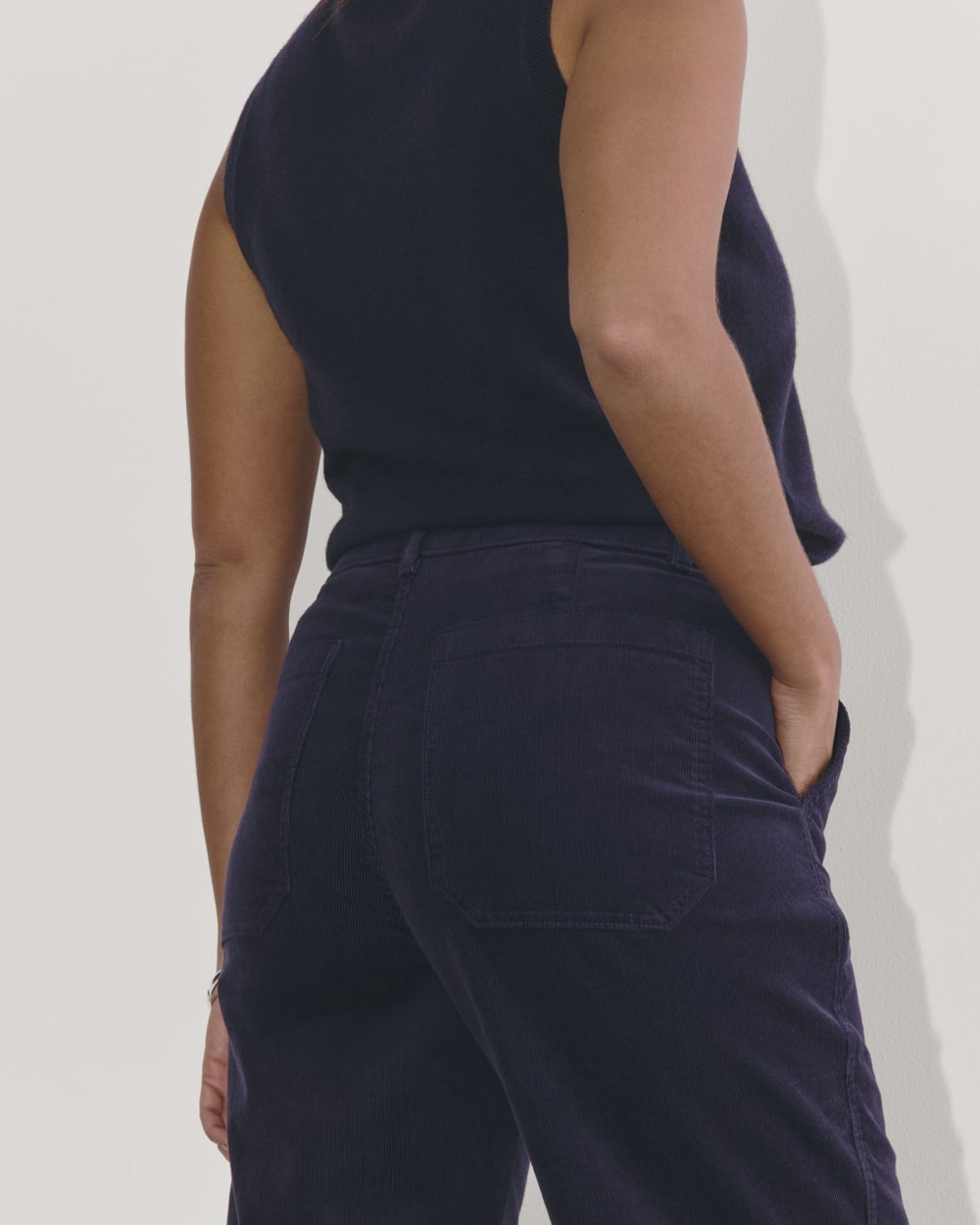 The Utility Barrel in Corduroy | Navy