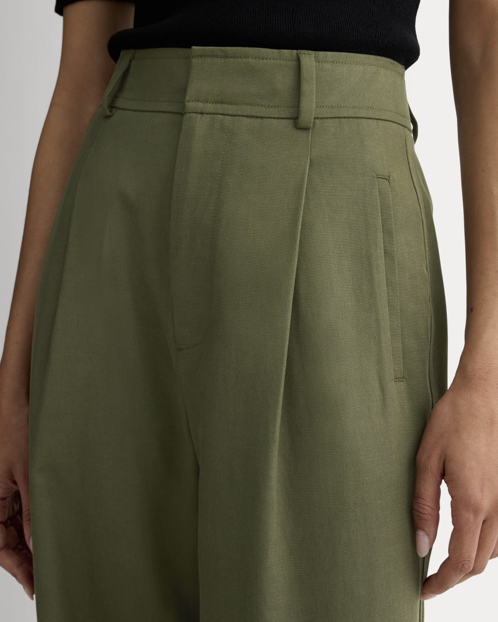 The Draper Pleated Pant in Buttersmooth | Kalamata | 30" Inseam