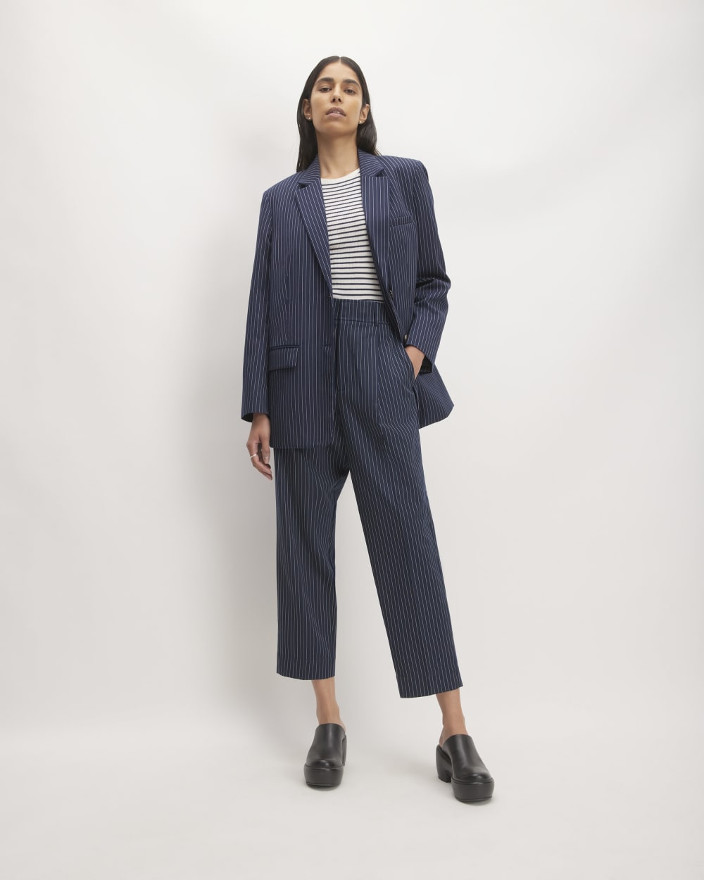 The Draper Tapered Pant in Buttersmooth | Navy / Bone