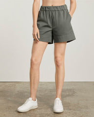 The Easy Short | Pewter Green