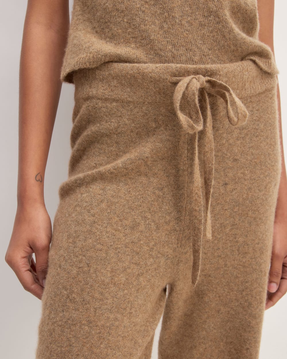The Cozy-Stretch Straight-Leg Sweatpant | Heathered Toasted Coconut