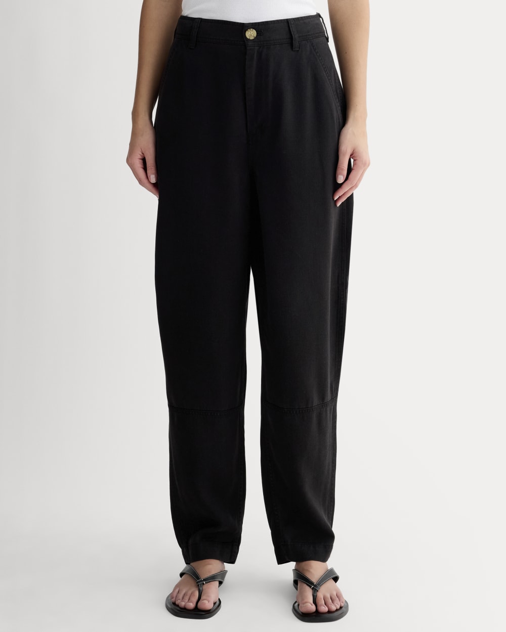 The Chino in Buttersoft | Black