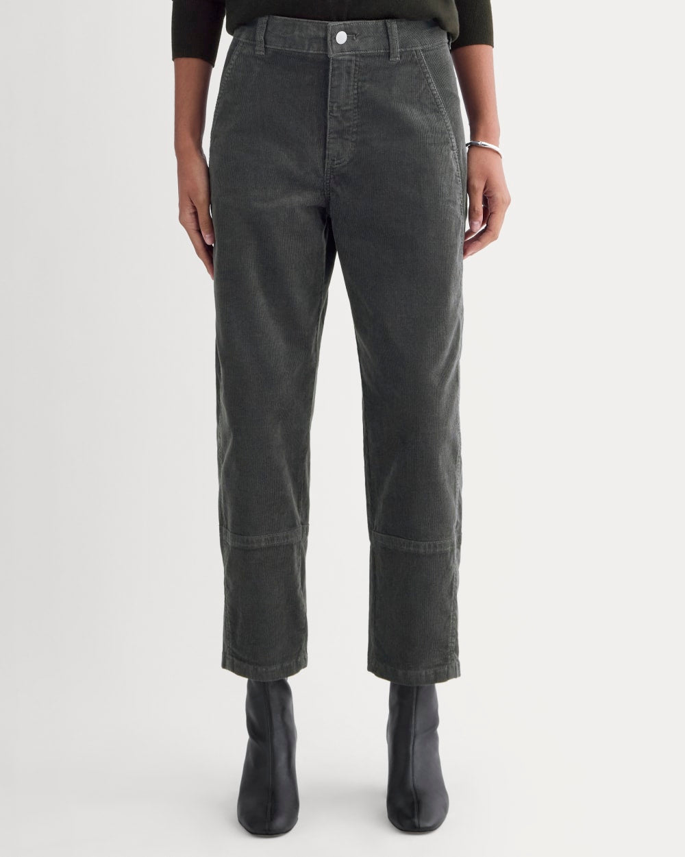 The Utility Barrel in Corduroy | Graphite