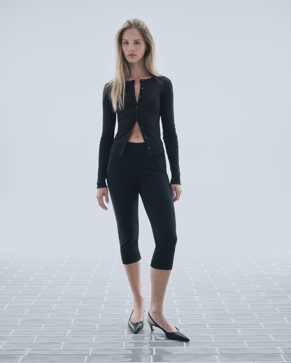 The Selfie Cardigan | Black
