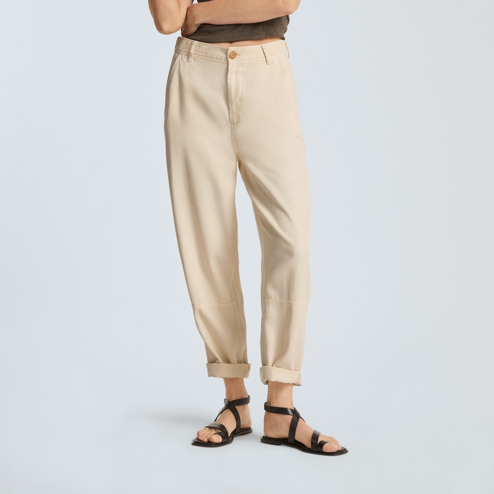 The Chino in Buttersoft | Parchment