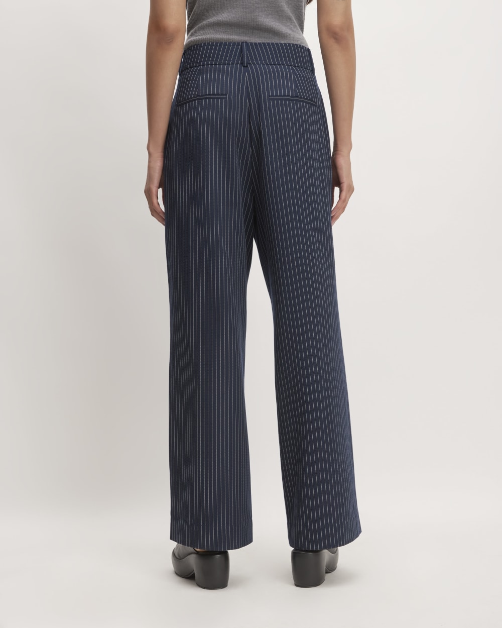 The Draper Pleated Pant in Buttersmooth | Navy / Bone | 30" Inseam