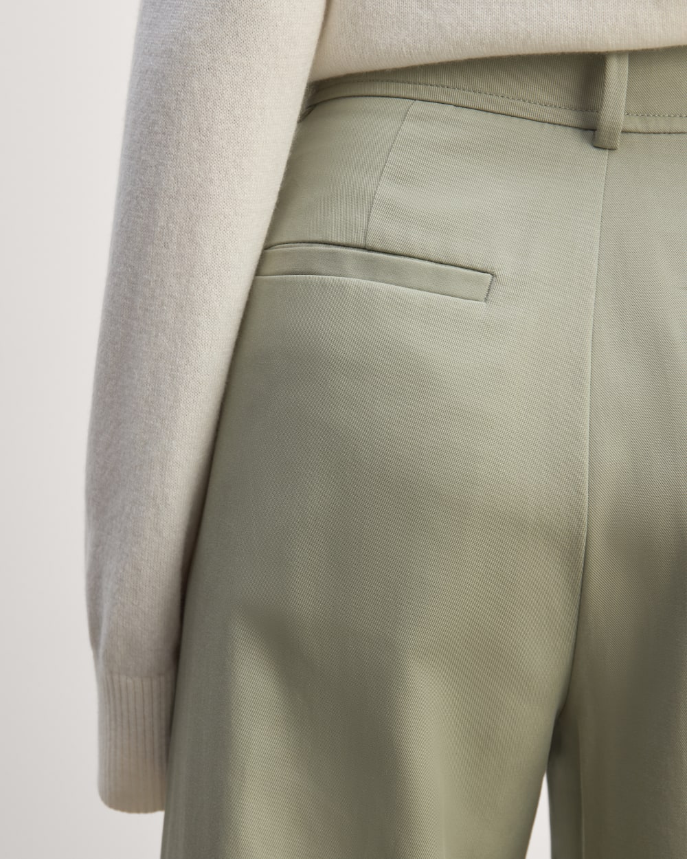 The Draper Pleated Pant in Buttersmooth | Seagrass | 30" Inseam